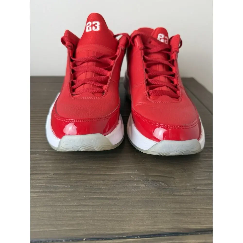 CZ4167-600 Nike Jordan Max Aura 3 University Red Sneakers Youth Sz 5.5